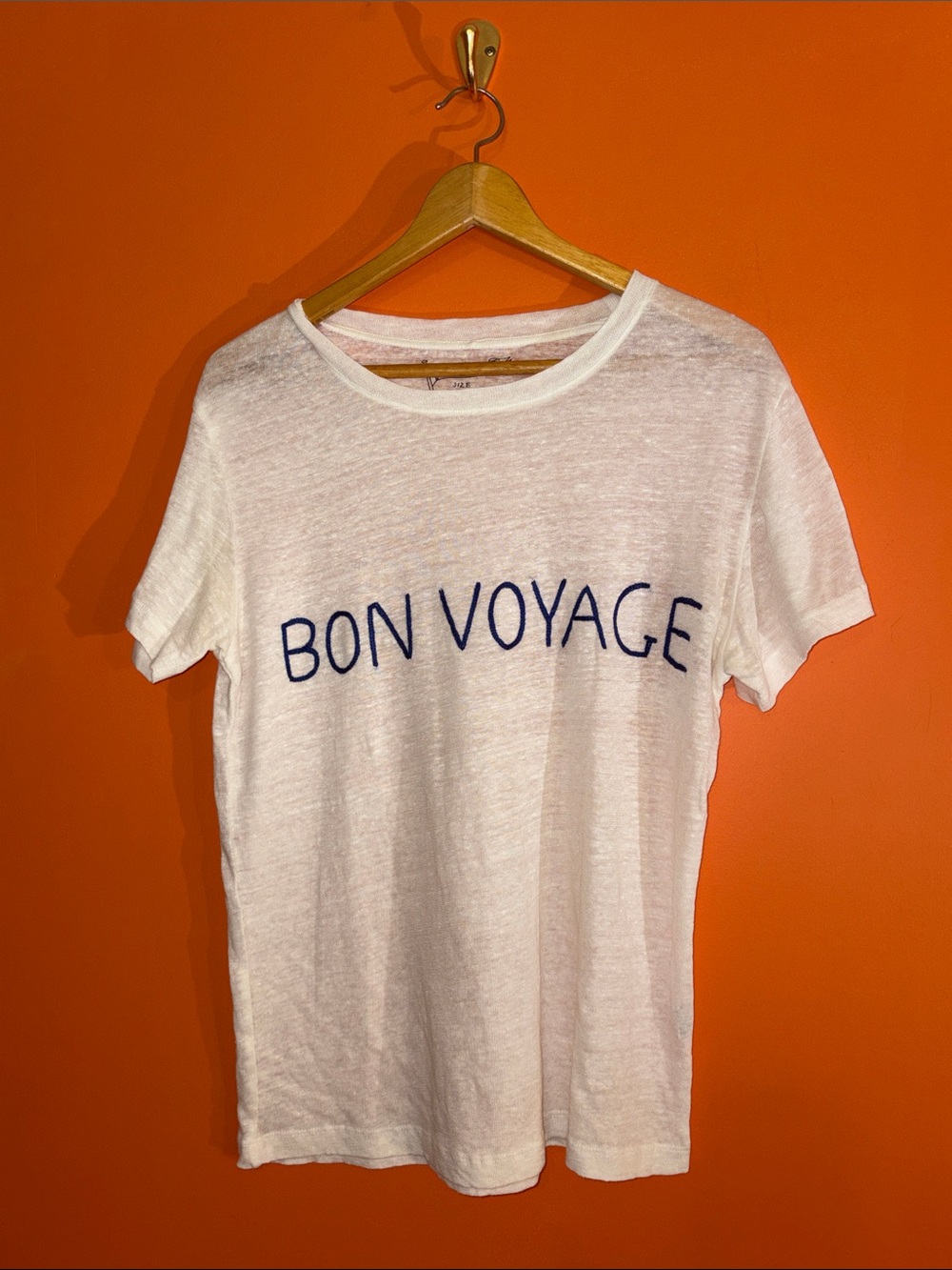 100% Linen Bon Voyage Embroidered White Tee Women’s Size Medium/Large